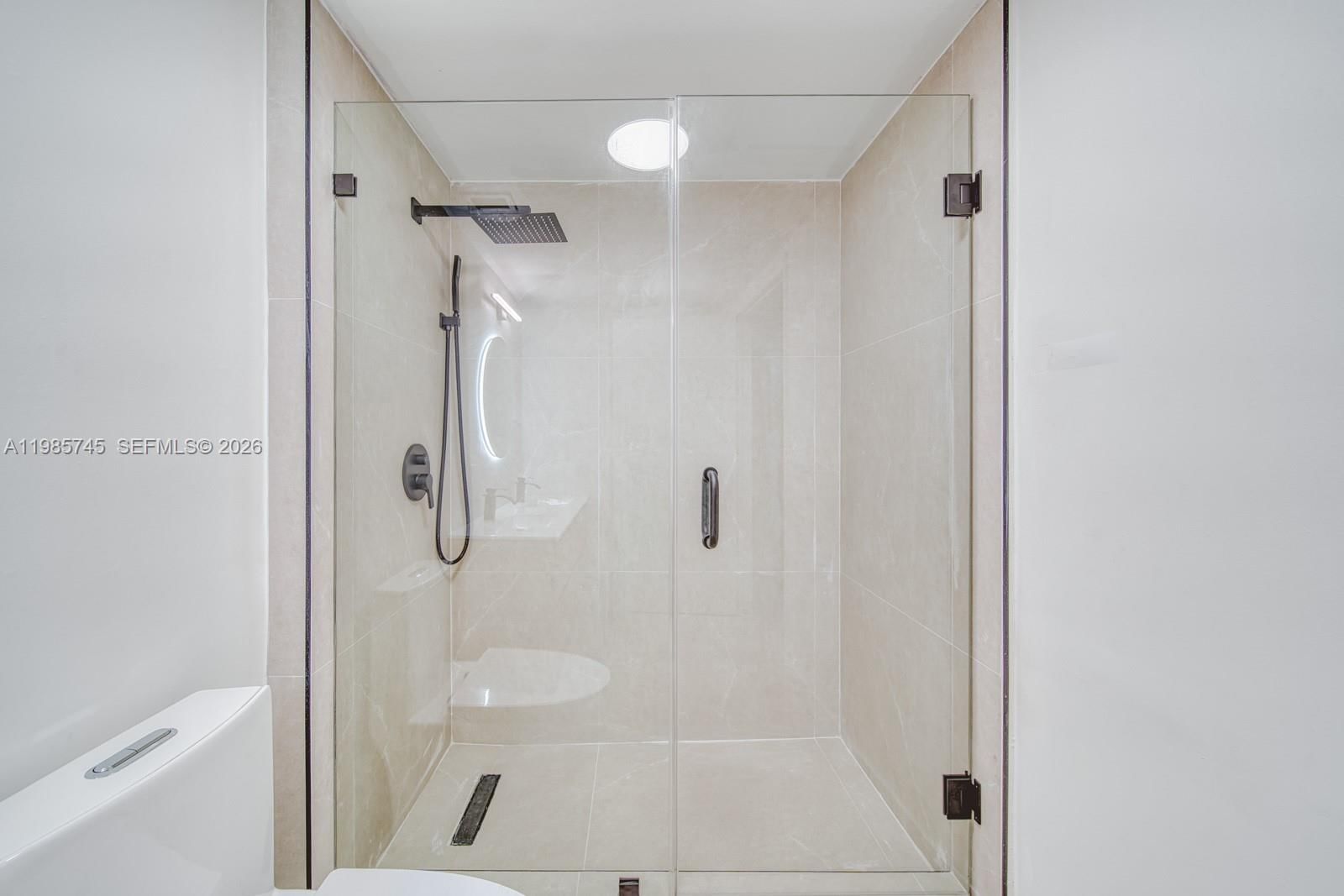 Real estate property located at 2301 Collins Ave #311, Miami-dade, Roney Palace Condo, Miami Beach, FL