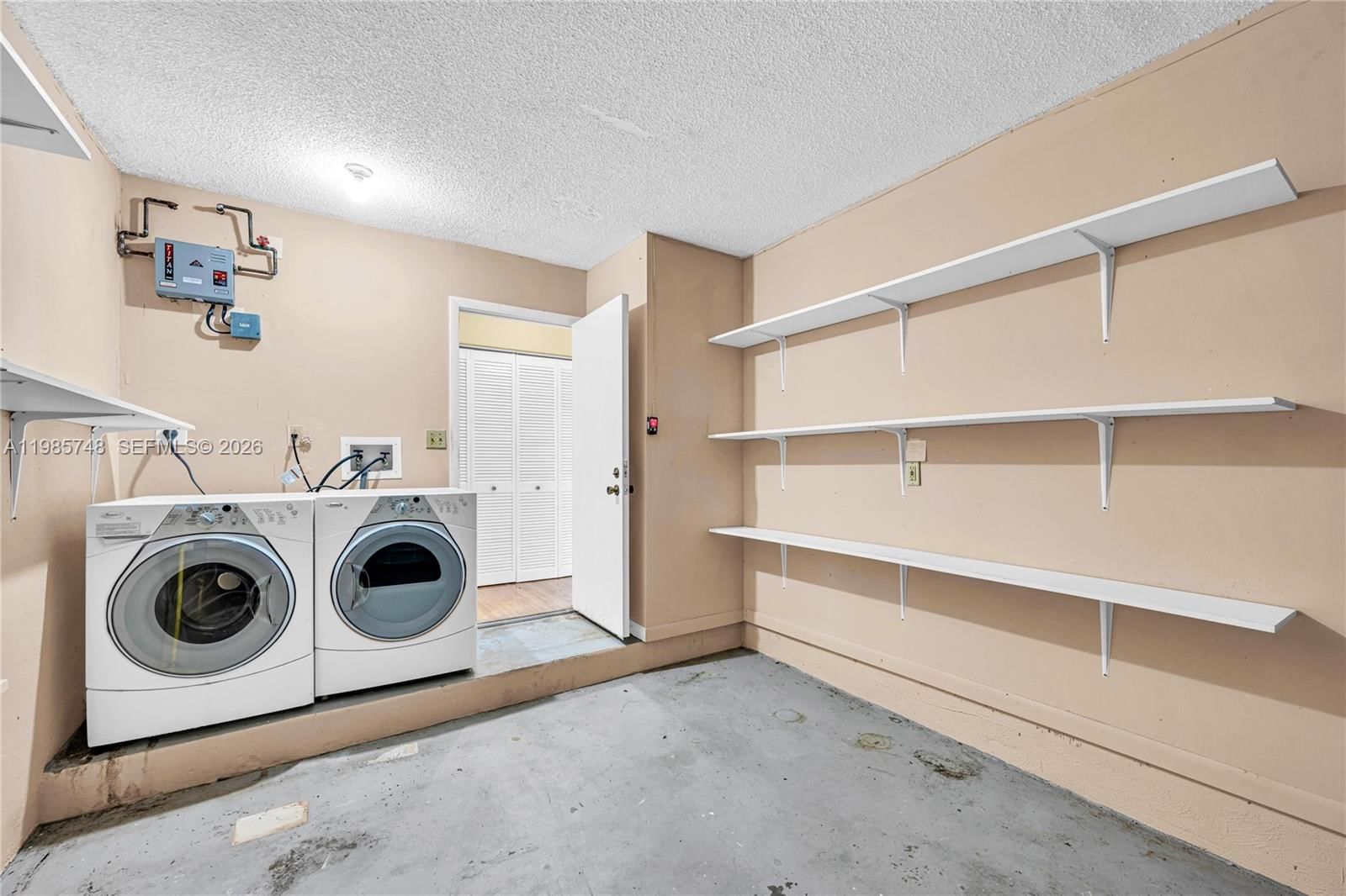 Real estate property located at 11455 117 Ct, Miami-dade, Towngate South Sec 1, Miami, FL