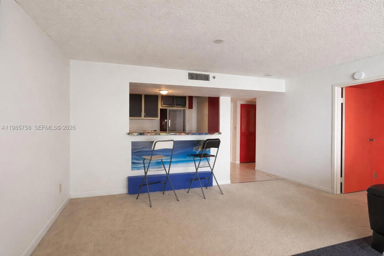 Real estate property located at 7601 Treasure Dr #910, Miami-dade, The Grandview Palace Cond, North Bay Village, FL