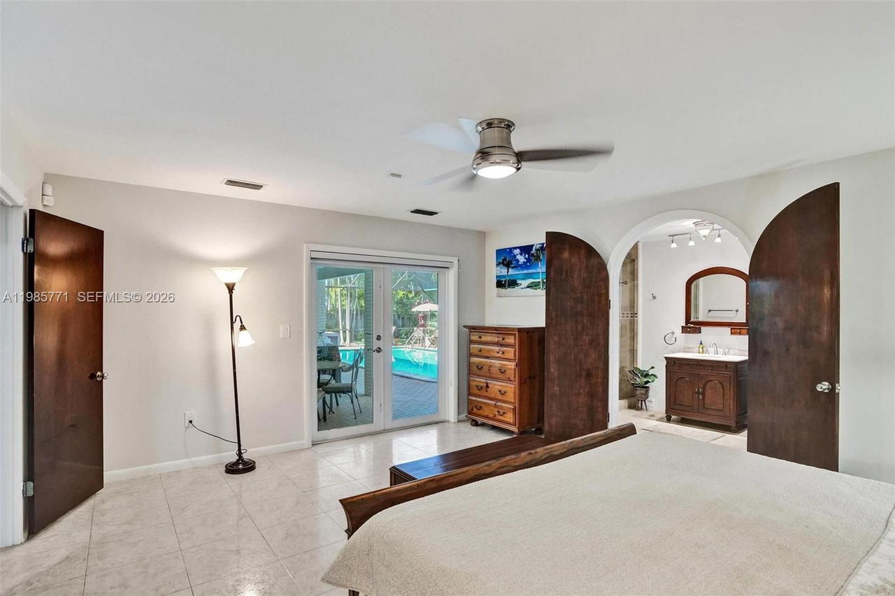 Real estate property located at 13110 104th Ave, Miami-dade, Pinewood Forest, Miami, FL