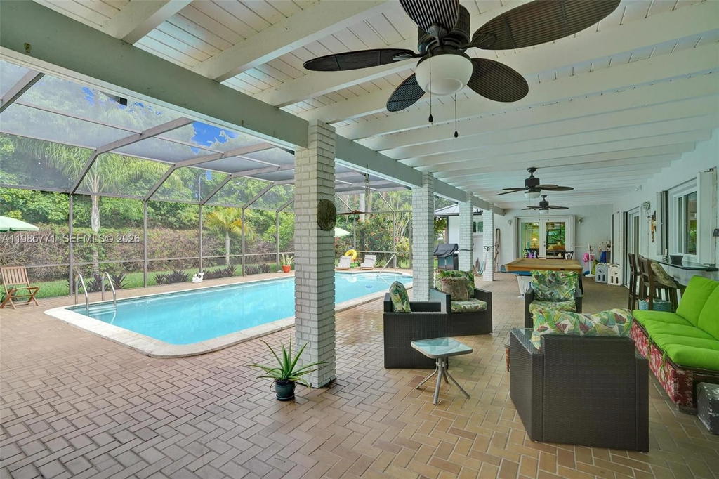 Real estate property located at 13110 104th Ave, Miami-dade, Pinewood Forest, Miami, FL