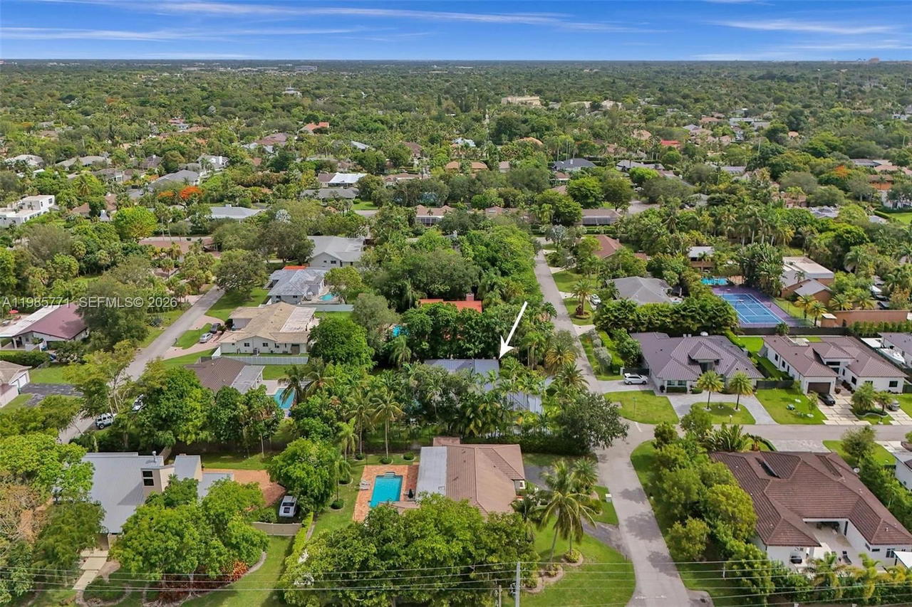 Real estate property located at 13110 104th Ave, Miami-dade, Pinewood Forest, Miami, FL