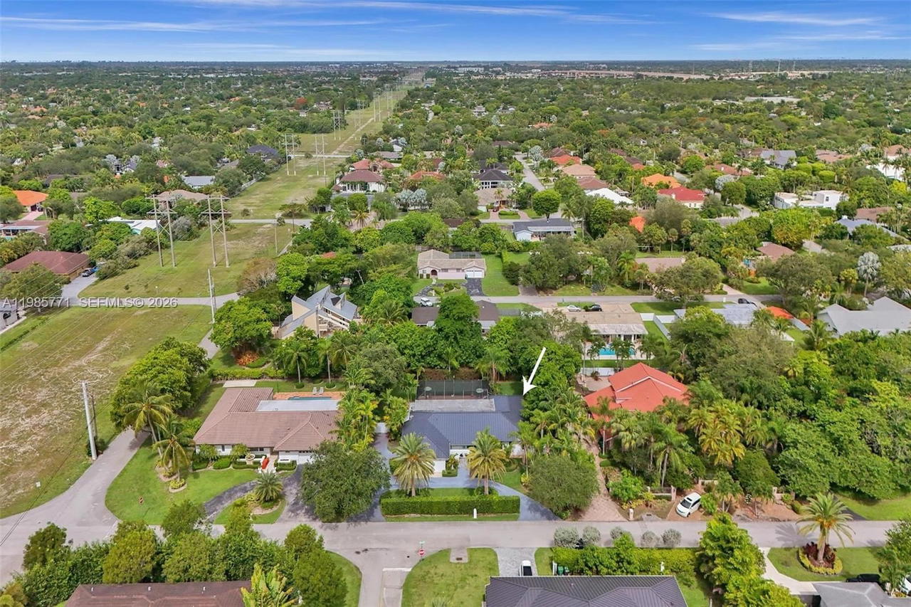Real estate property located at 13110 104th Ave, Miami-dade, Pinewood Forest, Miami, FL