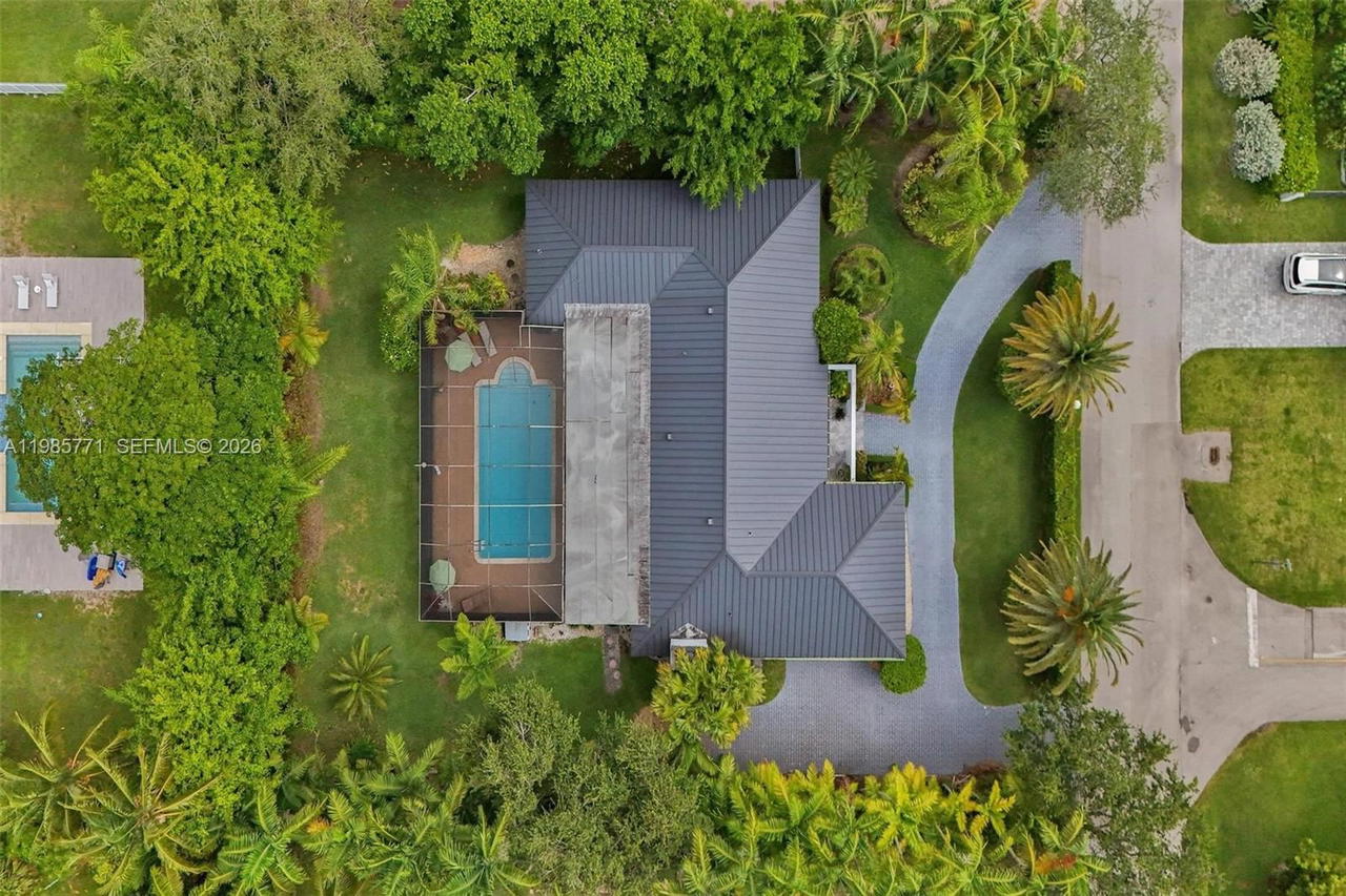 Real estate property located at 13110 104th Ave, Miami-dade, Pinewood Forest, Miami, FL