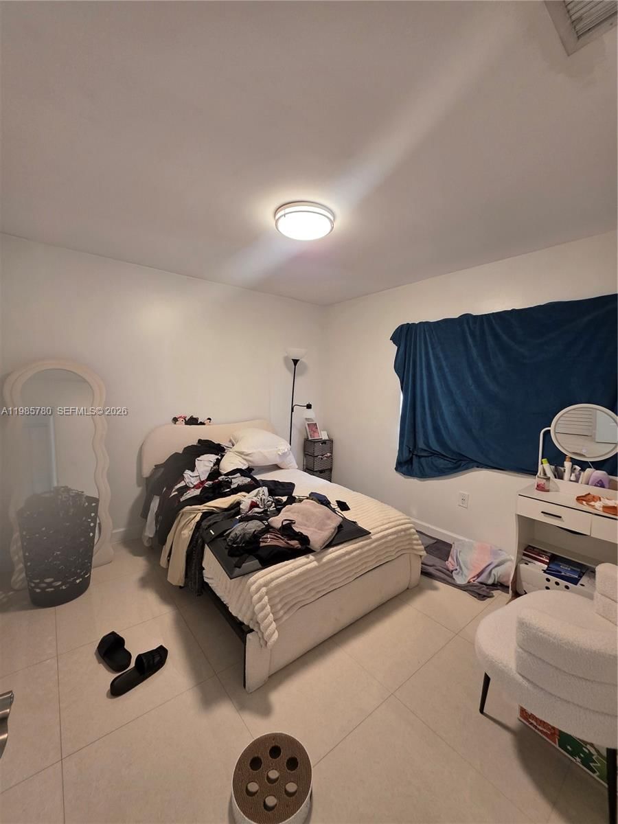 Real estate property located at 710 99th Ct Cir, Miami-dade, Les Chalets Ii, Miami, FL