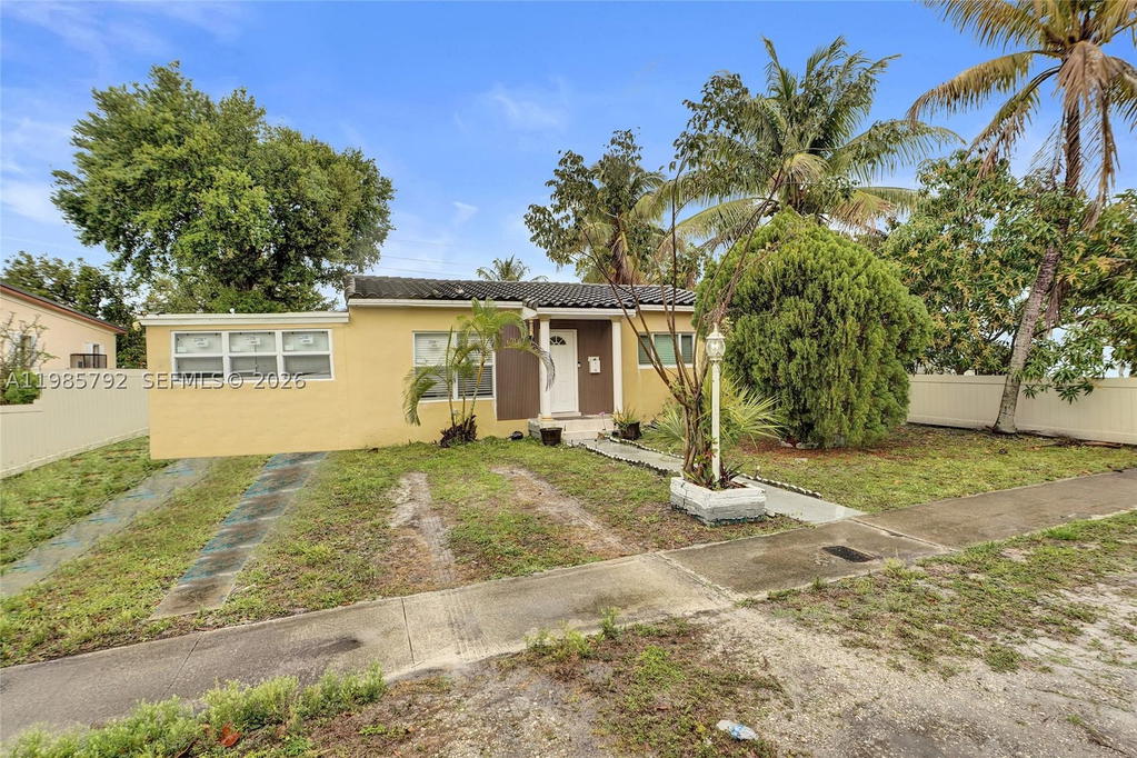 Real estate property located at 1675 160th St, Miami-dade, Fulford By The Sea Sec H, North Miami Beach, FL
