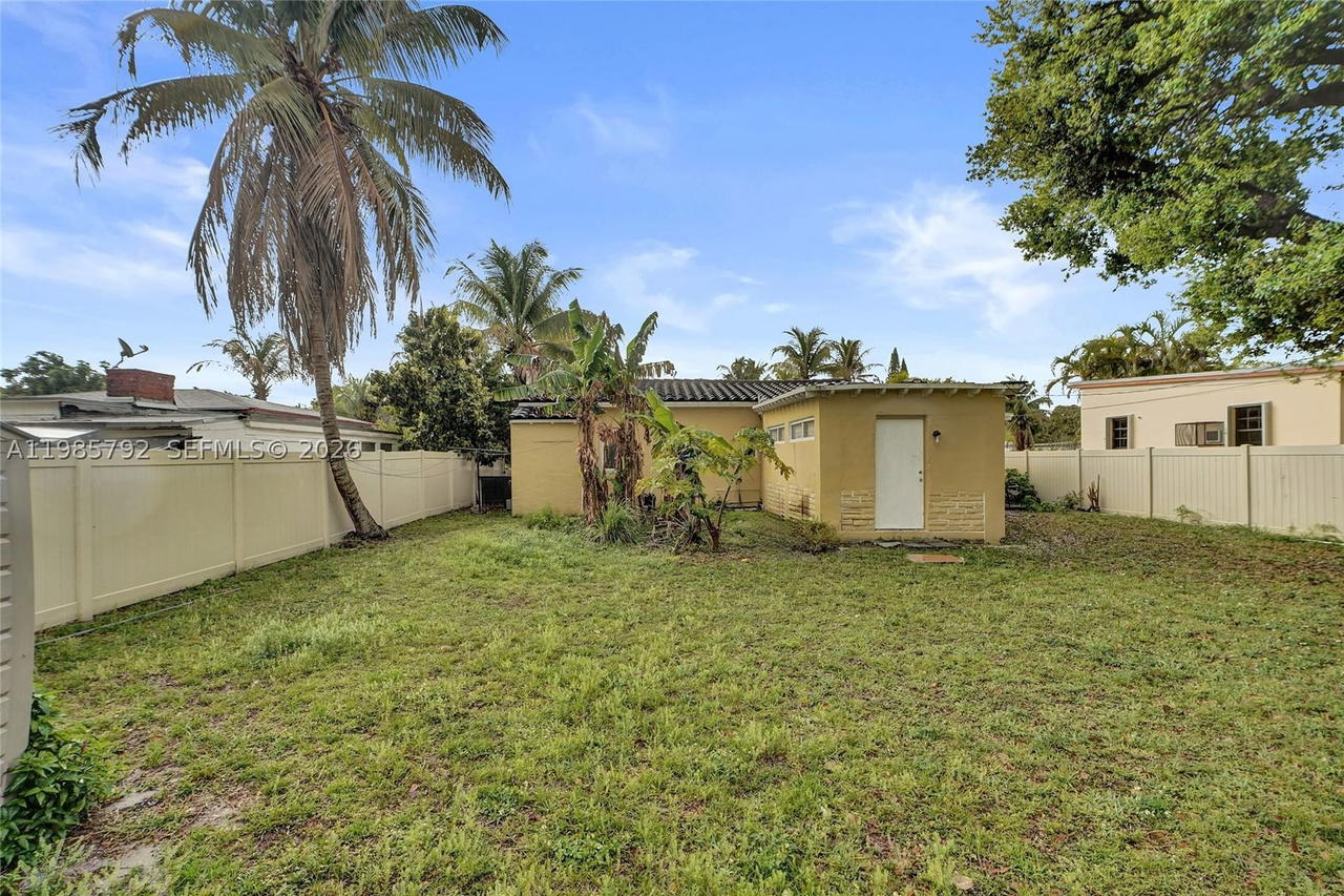 Real estate property located at 1675 160th St, Miami-dade, Fulford By The Sea Sec H, North Miami Beach, FL