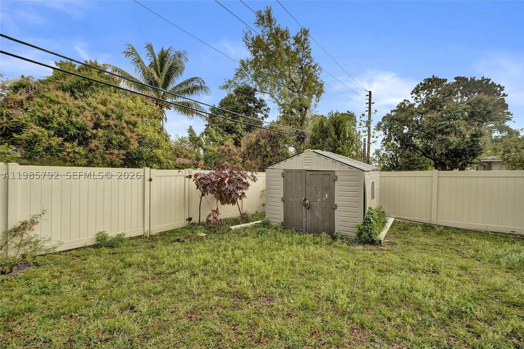 Real estate property located at 1675 160th St, Miami-dade, Fulford By The Sea Sec H, North Miami Beach, FL