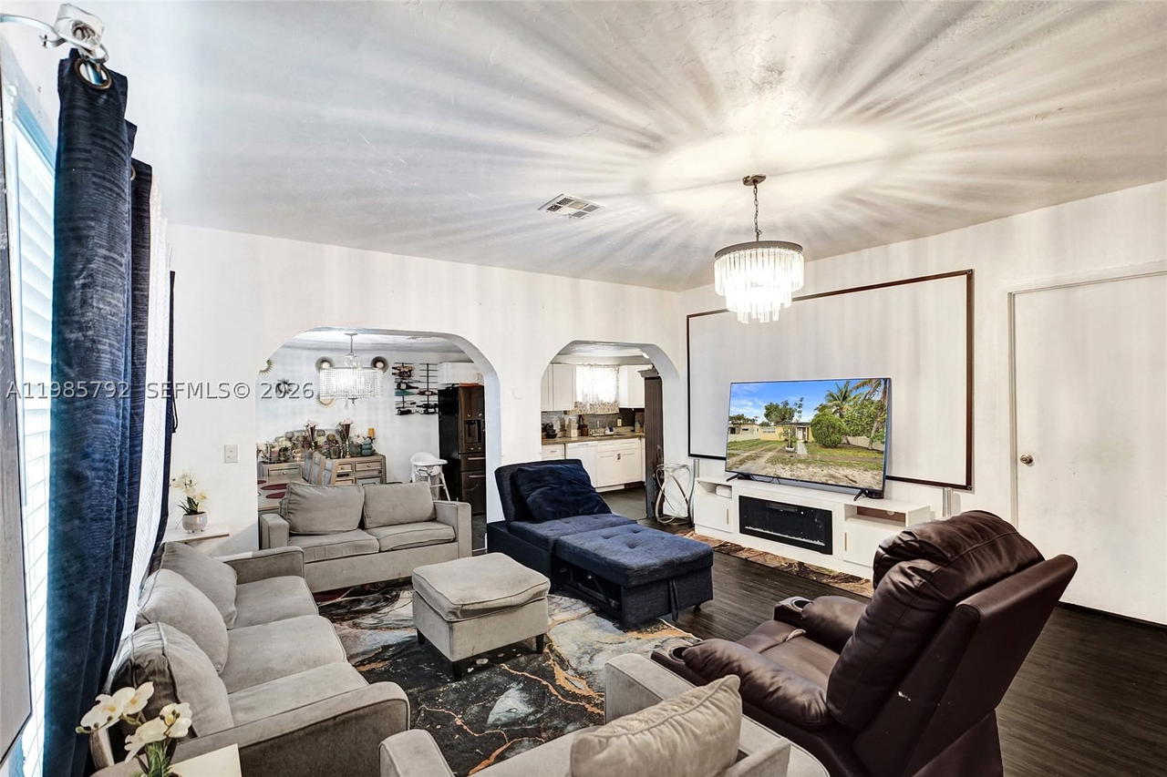 Real estate property located at 1675 160th St, Miami-dade, Fulford By The Sea Sec H, North Miami Beach, FL