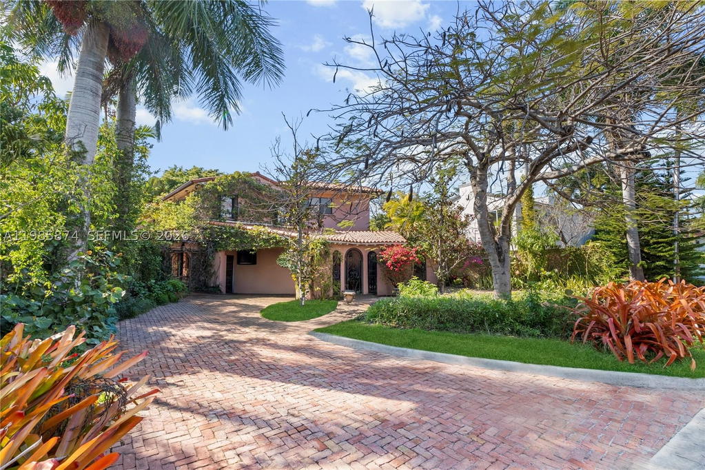 Real estate property located at 3310 Garden Ave, Miami-dade, Garden Sub Amd Pl, Miami Beach, FL