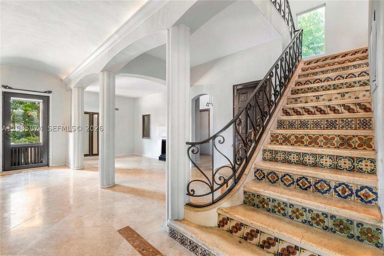 Real estate property located at 3310 Garden Ave, Miami-dade, Garden Sub Amd Pl, Miami Beach, FL