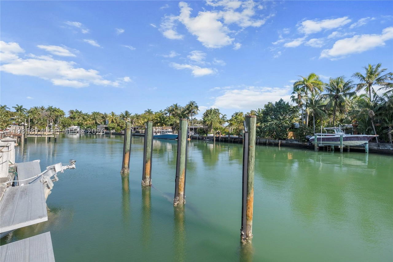 Real estate property located at 3310 Garden Ave, Miami-dade, Garden Sub Amd Pl, Miami Beach, FL