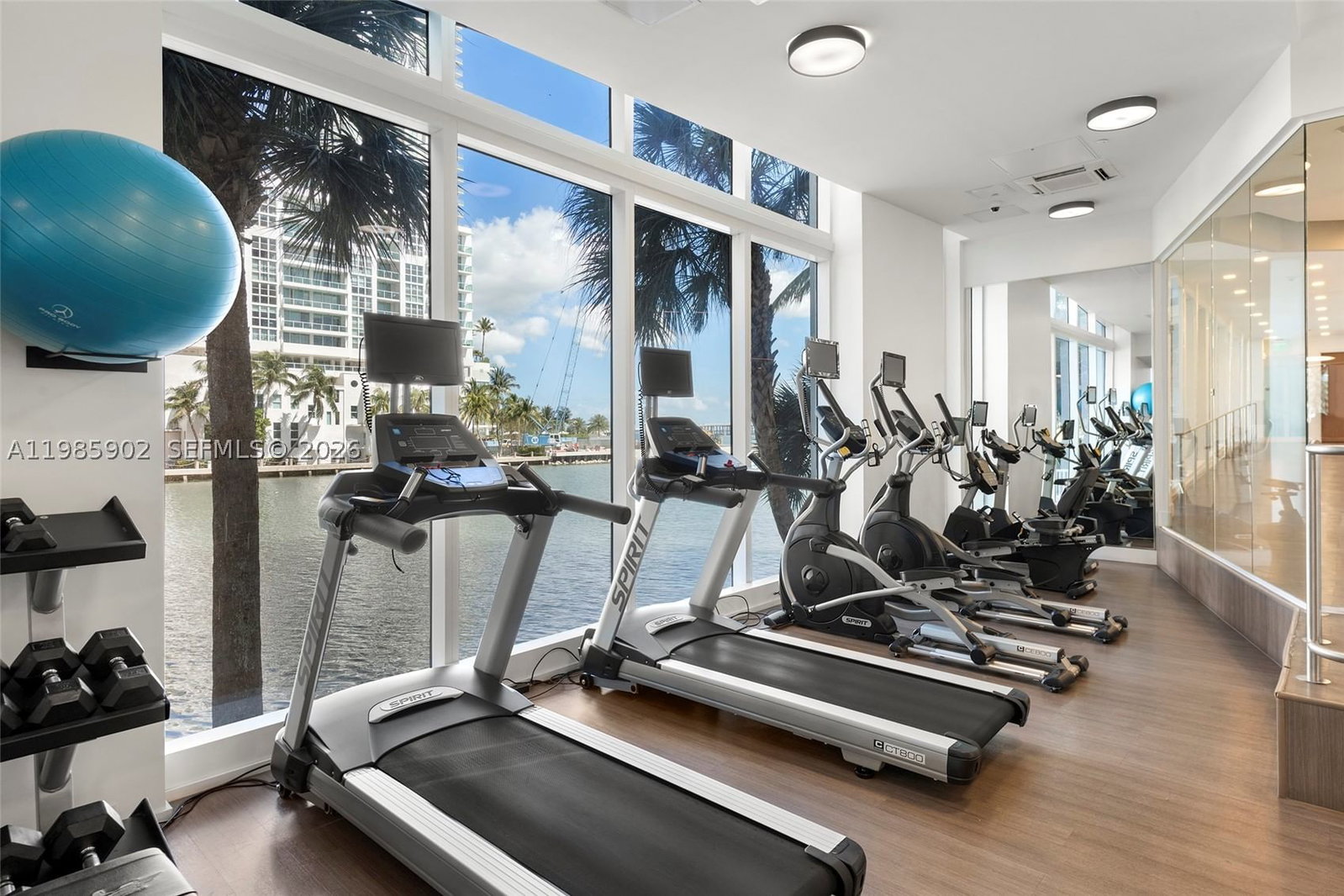 Real estate property located at 601 27 TH104, Miami-dade, The Crimson Condo, Miami, FL