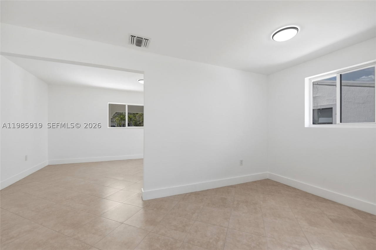 Real estate property located at 5251 6th St, Miami-dade, Hazelton Park, Miami, FL