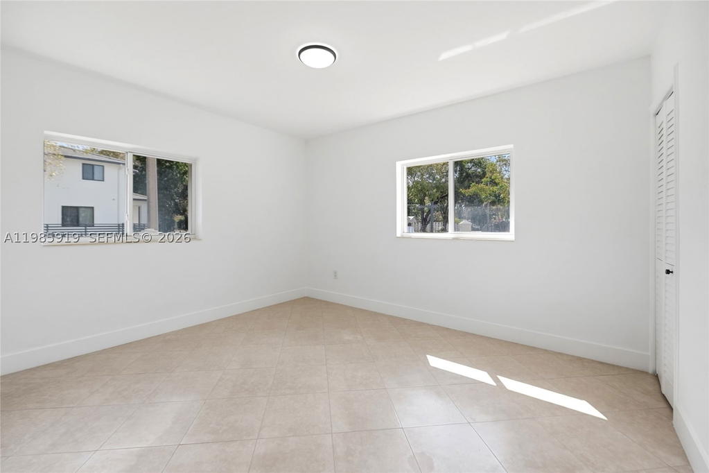 Real estate property located at 5251 6th St, Miami-dade, Hazelton Park, Miami, FL