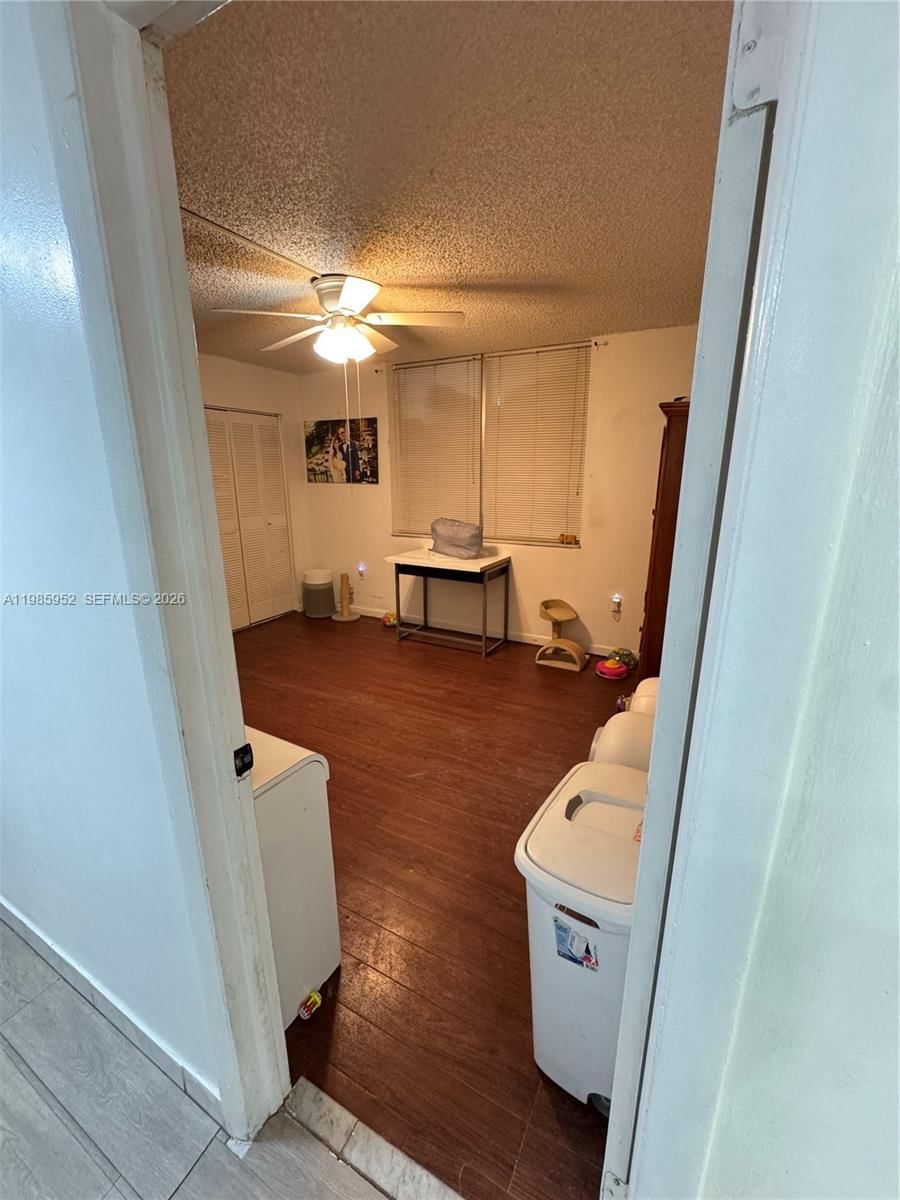 Real estate property located at 6901 147th Ave #2E, Miami-dade, Sovereigns Condo, Miami, FL