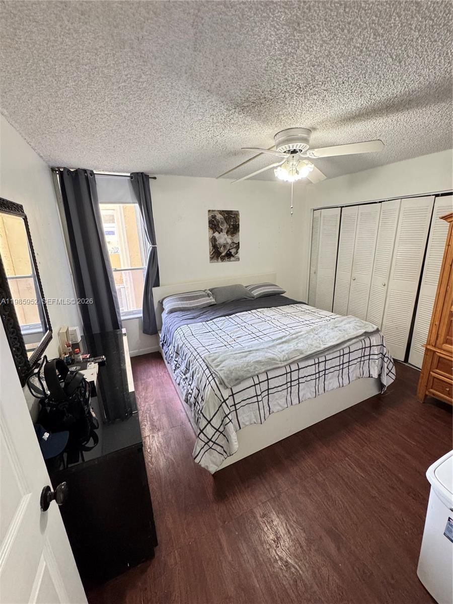 Real estate property located at 6901 147th Ave #2E, Miami-dade, Sovereigns Condo, Miami, FL