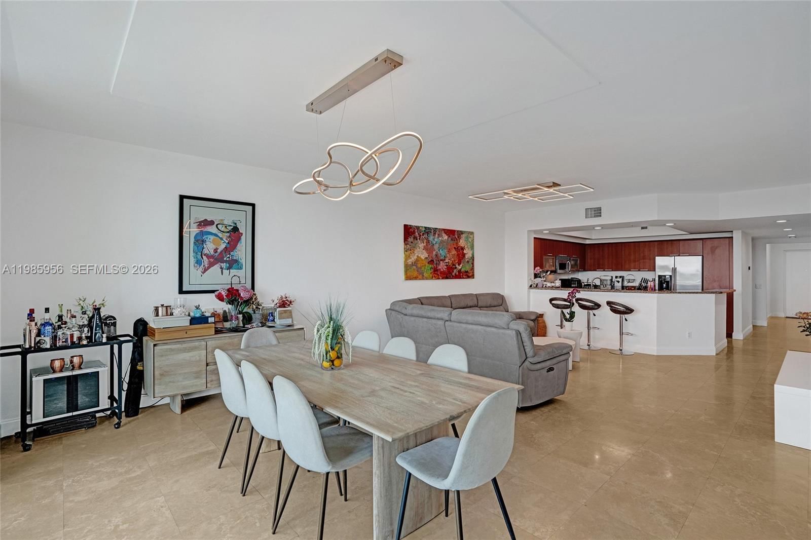 Real estate property located at 14951 Royal Oaks Ln #803, Miami-dade, The Oaks I Condo, North Miami, FL