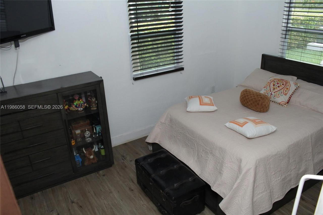 Real estate property located at 530 110th Ter, Miami-dade, Howmar Park 1st Addn, Miami, FL
