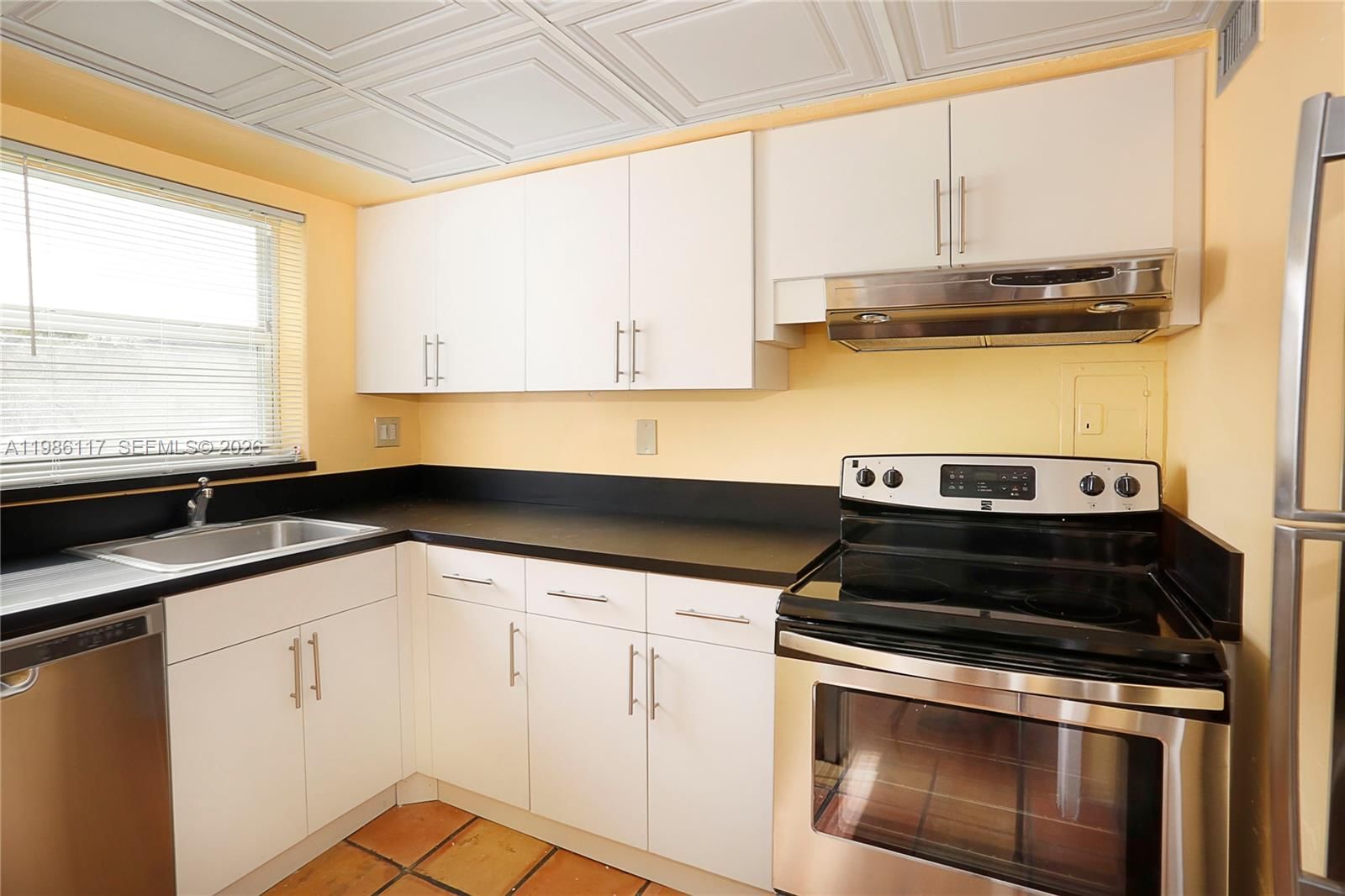 Real estate property located at 7720 54th Ct #42B, Miami-dade, Arbors Condo, Miami, FL