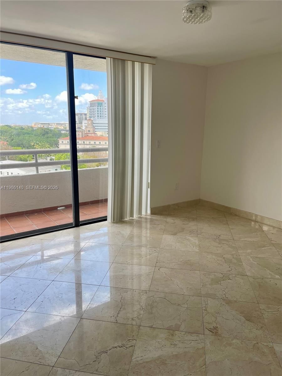 Real estate property located at 441 Valencia Ave #803, Miami-dade, Gables Laroc Condo, Coral Gables, FL