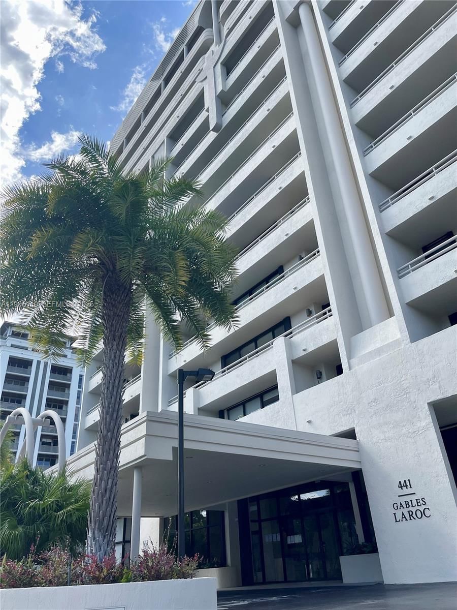 Real estate property located at 441 Valencia Ave #803, Miami-dade, Gables Laroc Condo, Coral Gables, FL