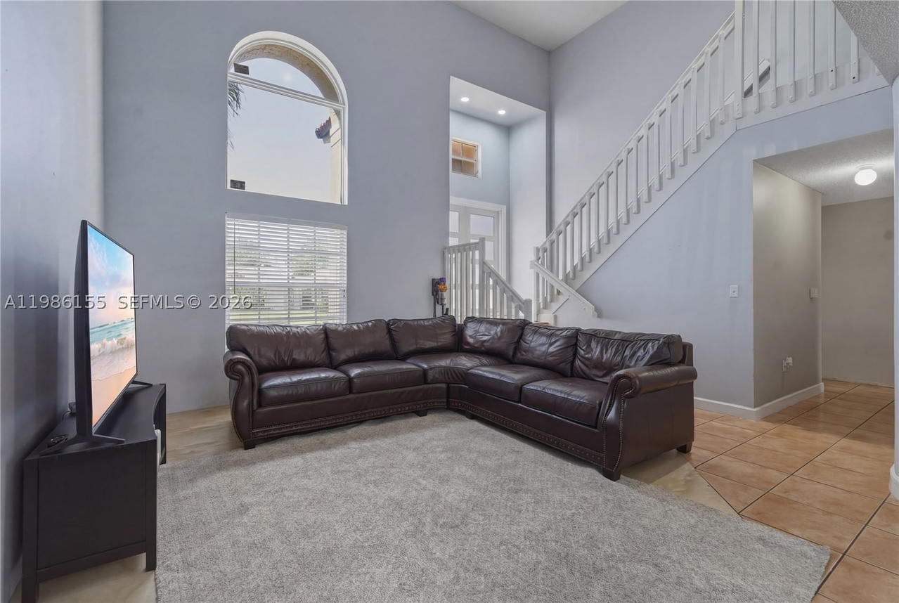 Real estate property located at 13237 11th St, Miami-dade, Shoma Homes At Tamiami Ii, Miami, FL