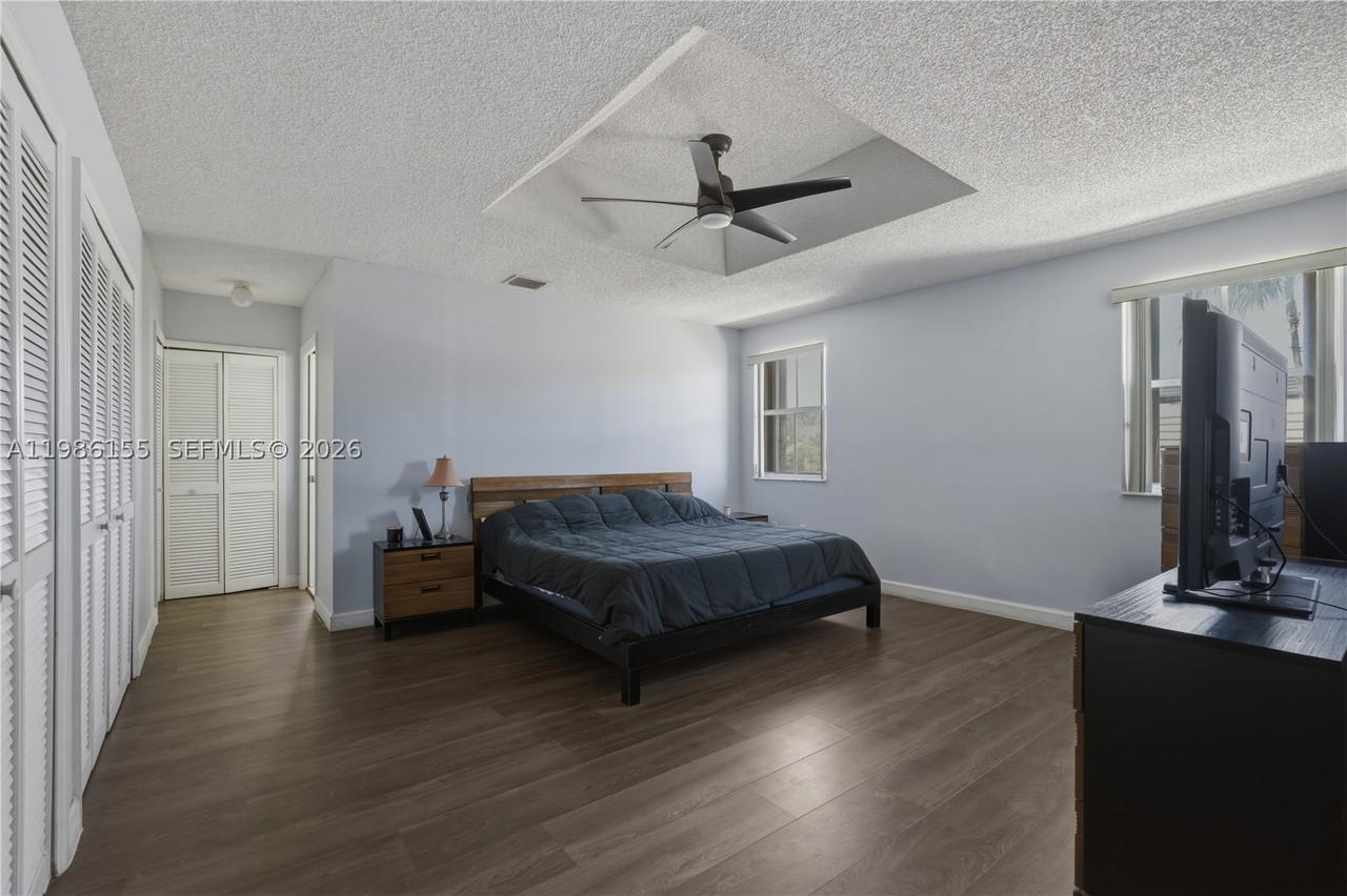 Real estate property located at 13237 11th St, Miami-dade, Shoma Homes At Tamiami Ii, Miami, FL