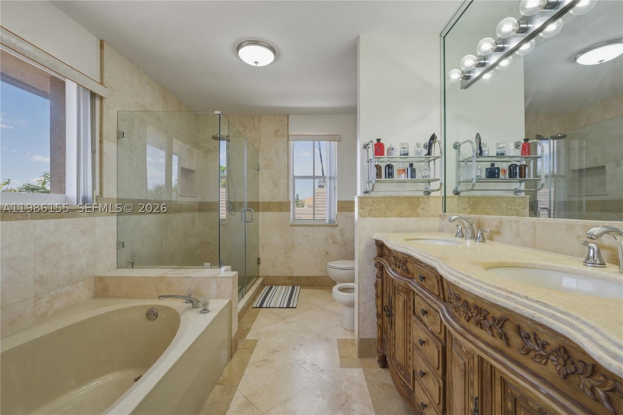 Real estate property located at 13237 11th St, Miami-dade, Shoma Homes At Tamiami Ii, Miami, FL
