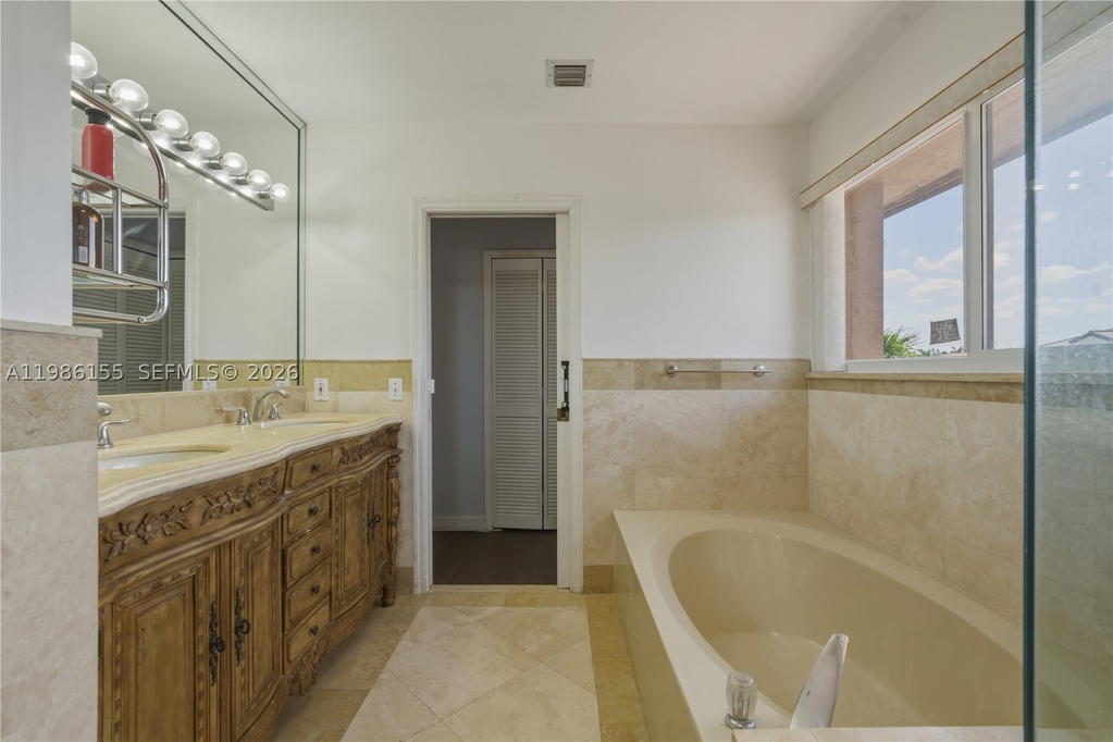 Real estate property located at 13237 11th St, Miami-dade, Shoma Homes At Tamiami Ii, Miami, FL