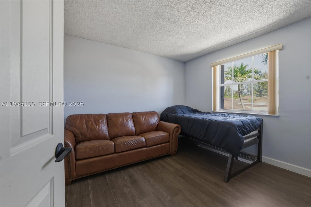 Real estate property located at 13237 11th St, Miami-dade, Shoma Homes At Tamiami Ii, Miami, FL
