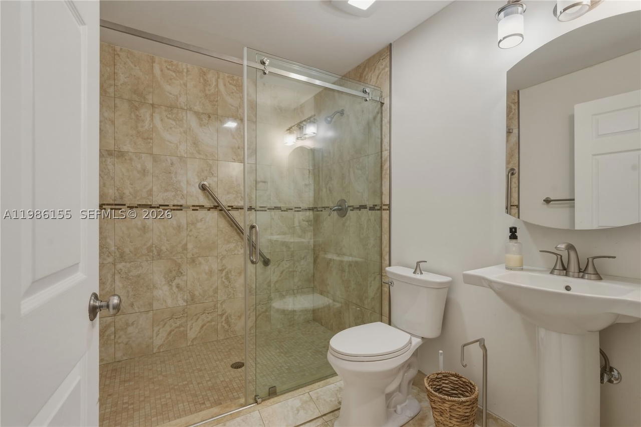 Real estate property located at 13237 11th St, Miami-dade, Shoma Homes At Tamiami Ii, Miami, FL