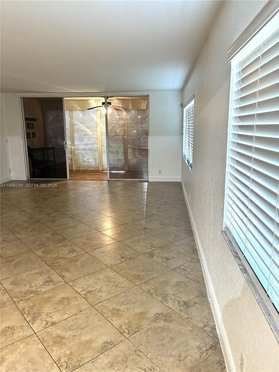 Real estate property located at 8791 Holly Ct #103, Broward, Cypress At Woodmont, Tamarac, FL