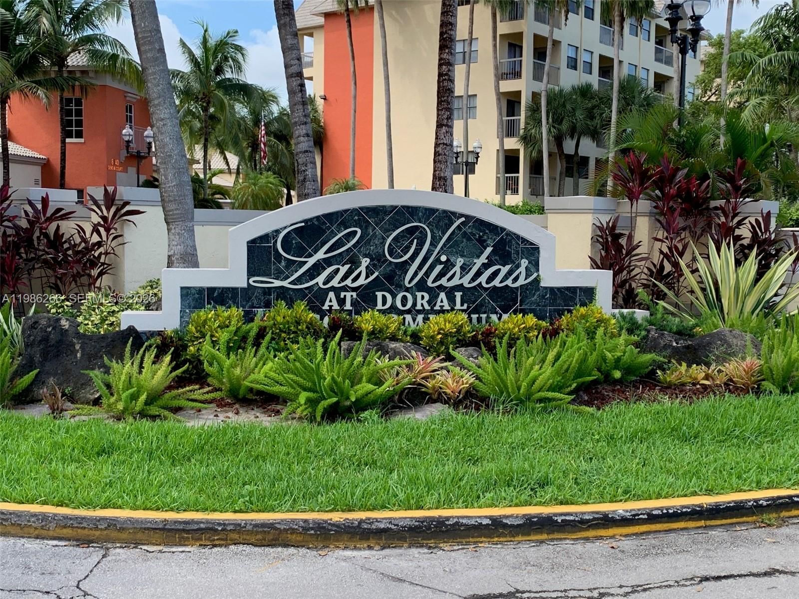 Real estate property located at 8215 Lake Dr #201, Miami-dade, Las Vistas At Doral Condo, Doral, FL