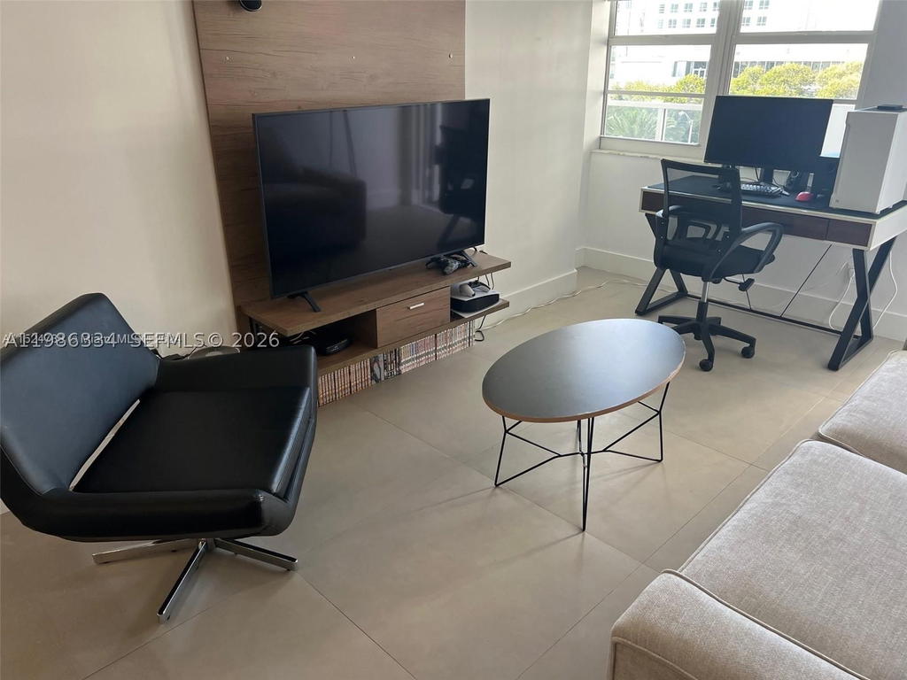 Real estate property located at 100 Lincoln Rd #620, Miami-dade, The Decoplage Condo, Miami Beach, FL