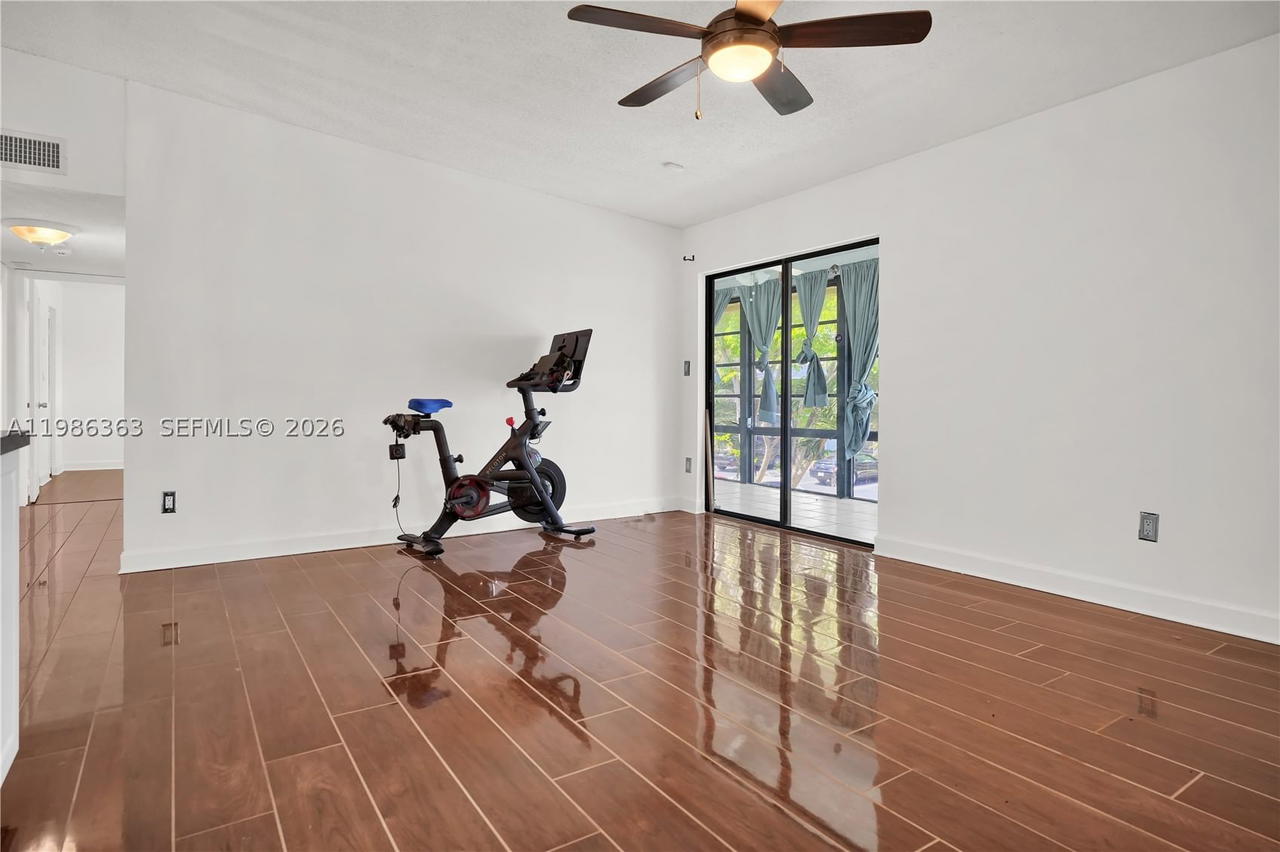 Real estate property located at , Miami-dade, Carmel At California Club, Miami, FL