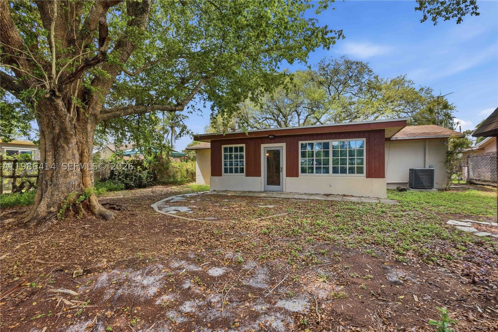 Real estate property located at 4512 27th Ter, Broward, Lakewood Villas, Dania Beach, FL