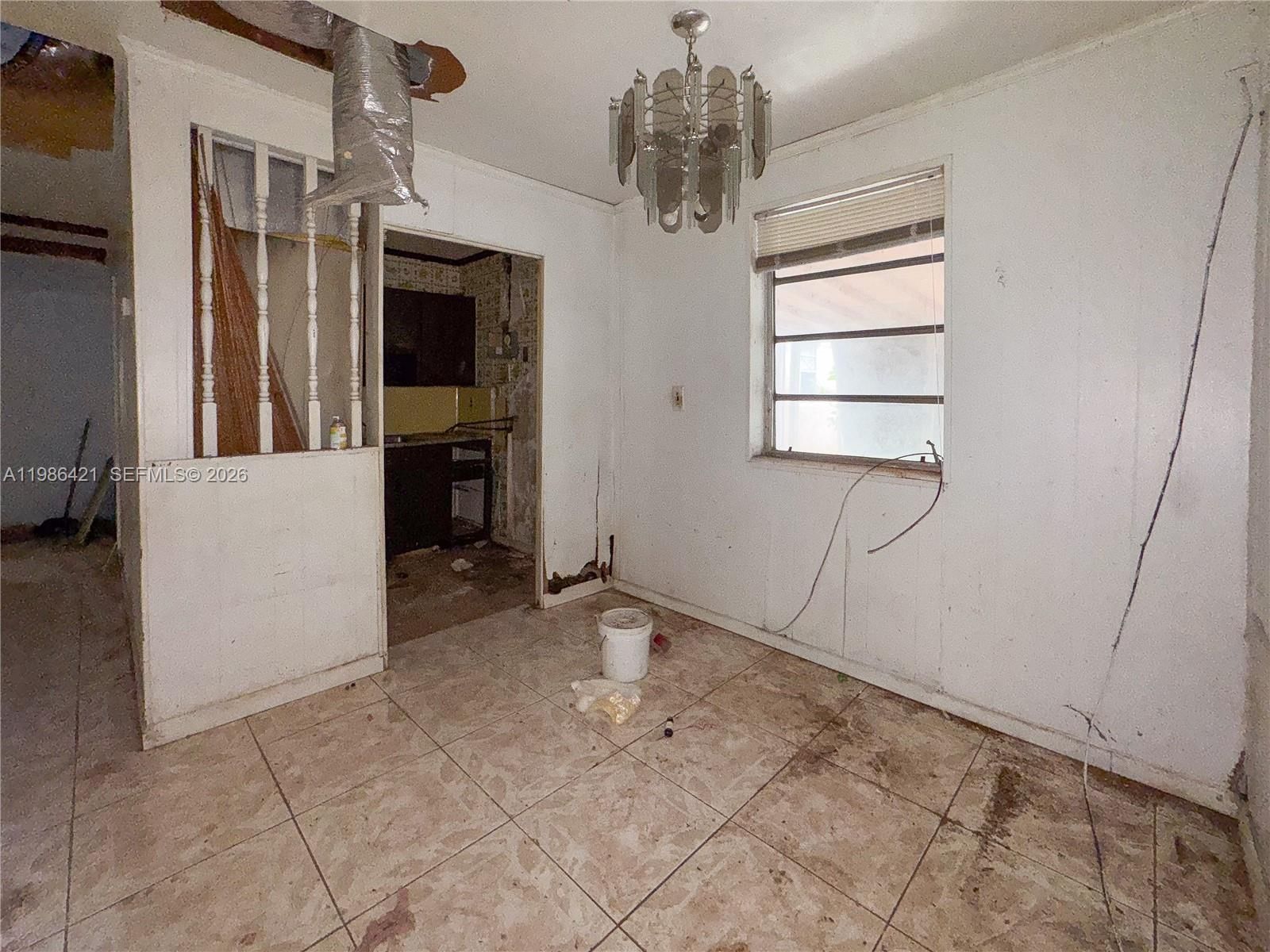 Real estate property located at 11430 41st Ter, Miami-dade, Westwood Lake, Miami, FL