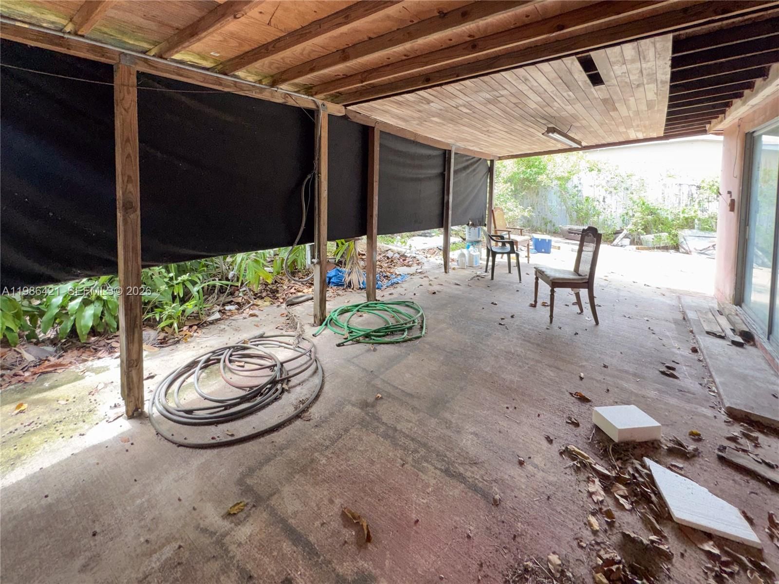 Real estate property located at 11430 41st Ter, Miami-dade, Westwood Lake, Miami, FL