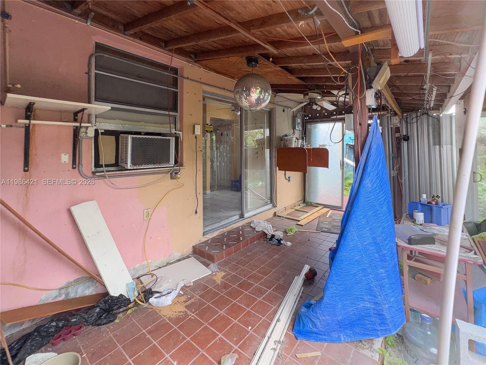 Real estate property located at 11430 41st Ter, Miami-dade, Westwood Lake, Miami, FL