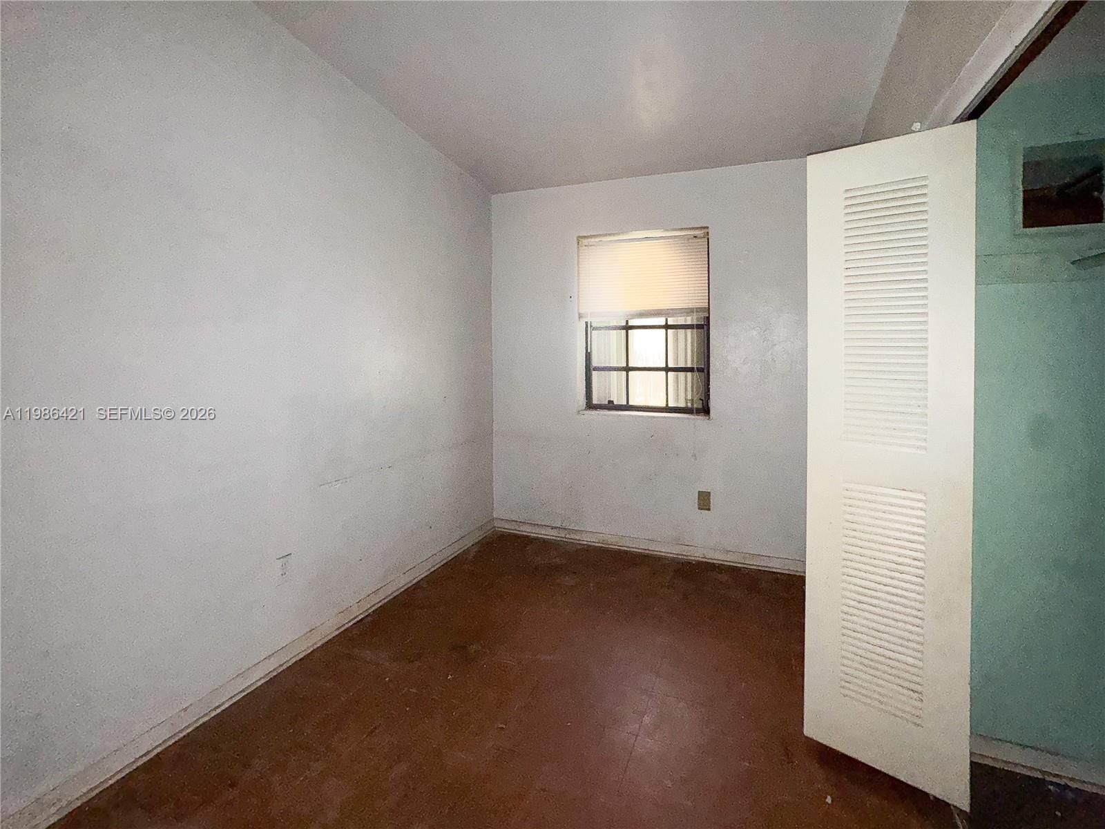 Real estate property located at 11430 41st Ter, Miami-dade, Westwood Lake, Miami, FL