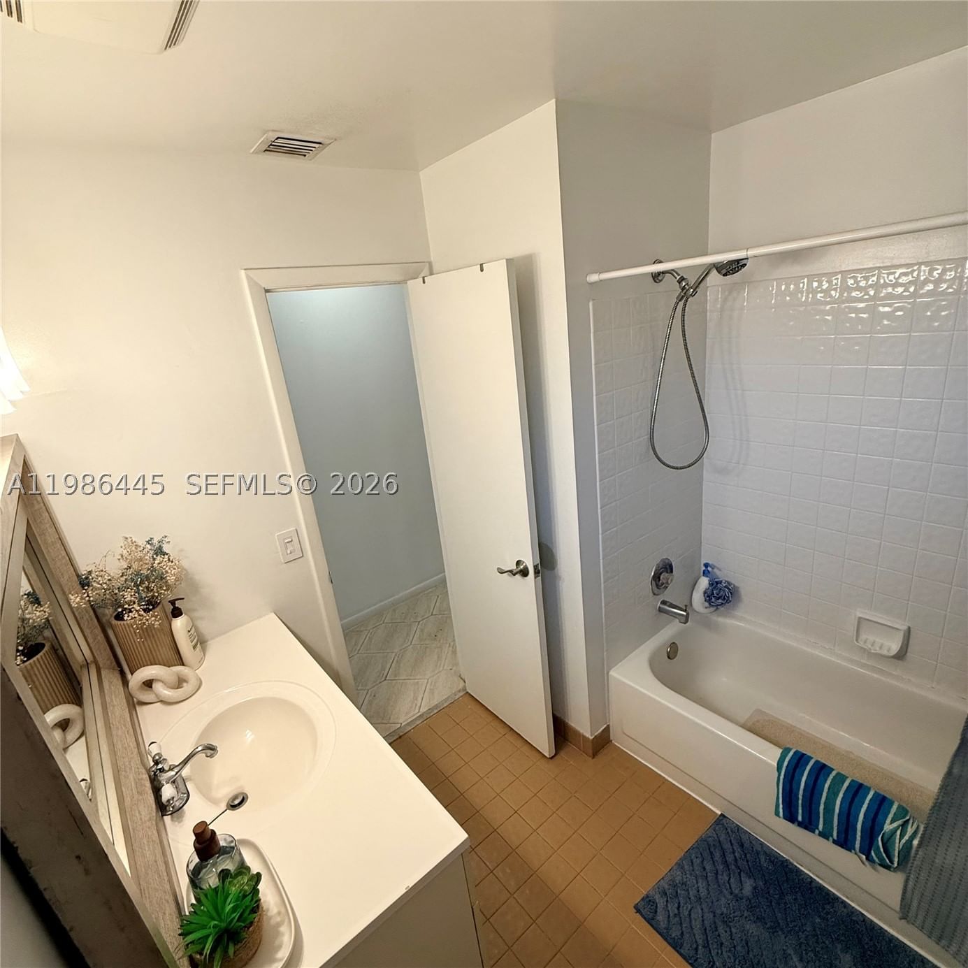 Real estate property located at 10025 16th St, Broward, Four Palm Lakes At Pembro, Pembroke Pines, FL