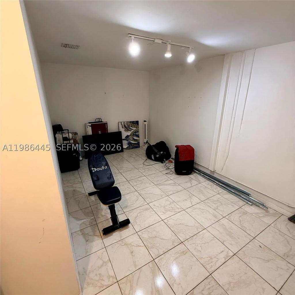 Real estate property located at 10025 16th St, Broward, Four Palm Lakes At Pembro, Pembroke Pines, FL