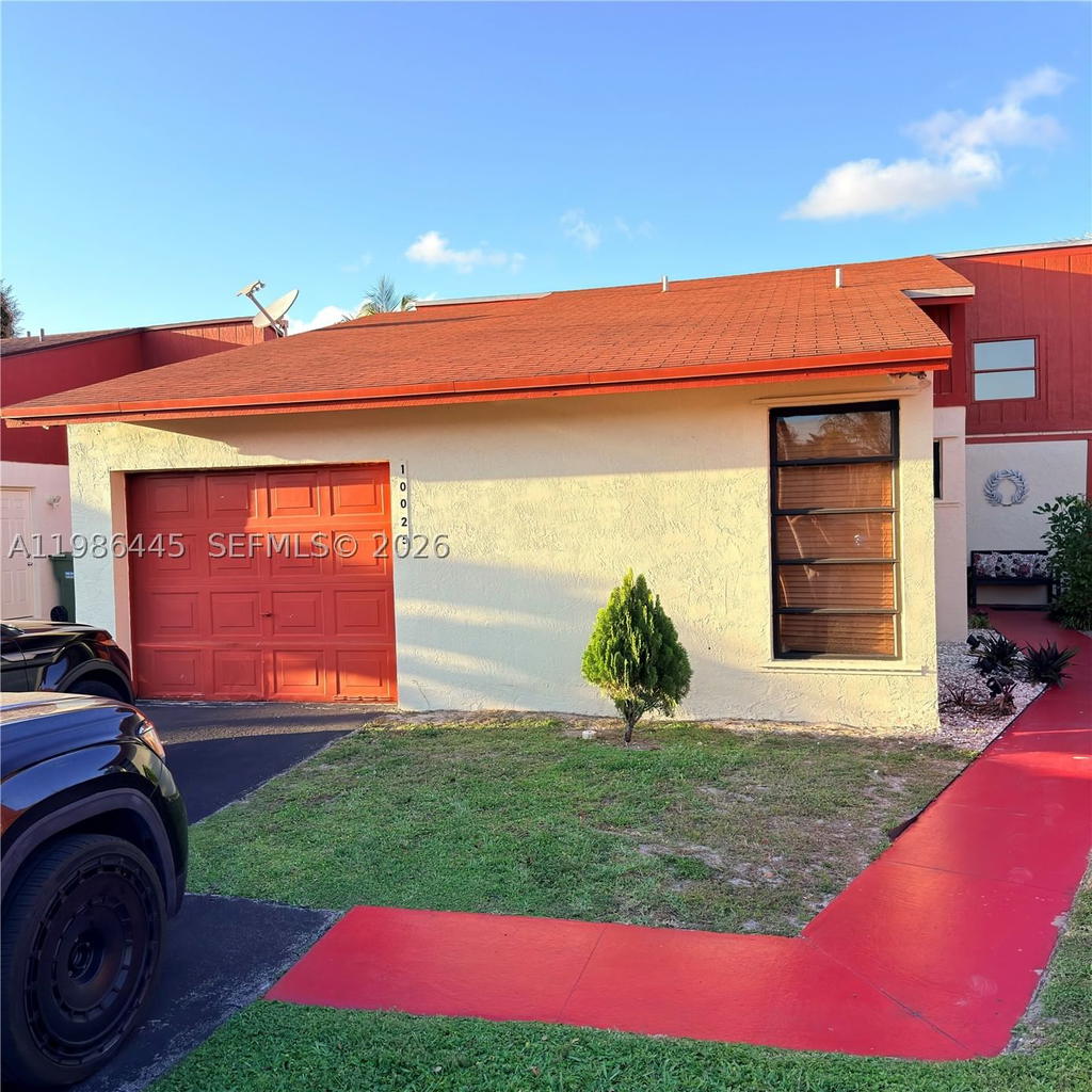 Real estate property located at 10025 16th St, Broward, Four Palm Lakes At Pembro, Pembroke Pines, FL