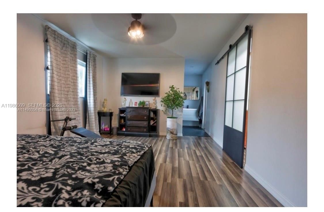 Real estate property located at 5015 Washington St, Broward, Hollywood Hills, Hollywood, FL