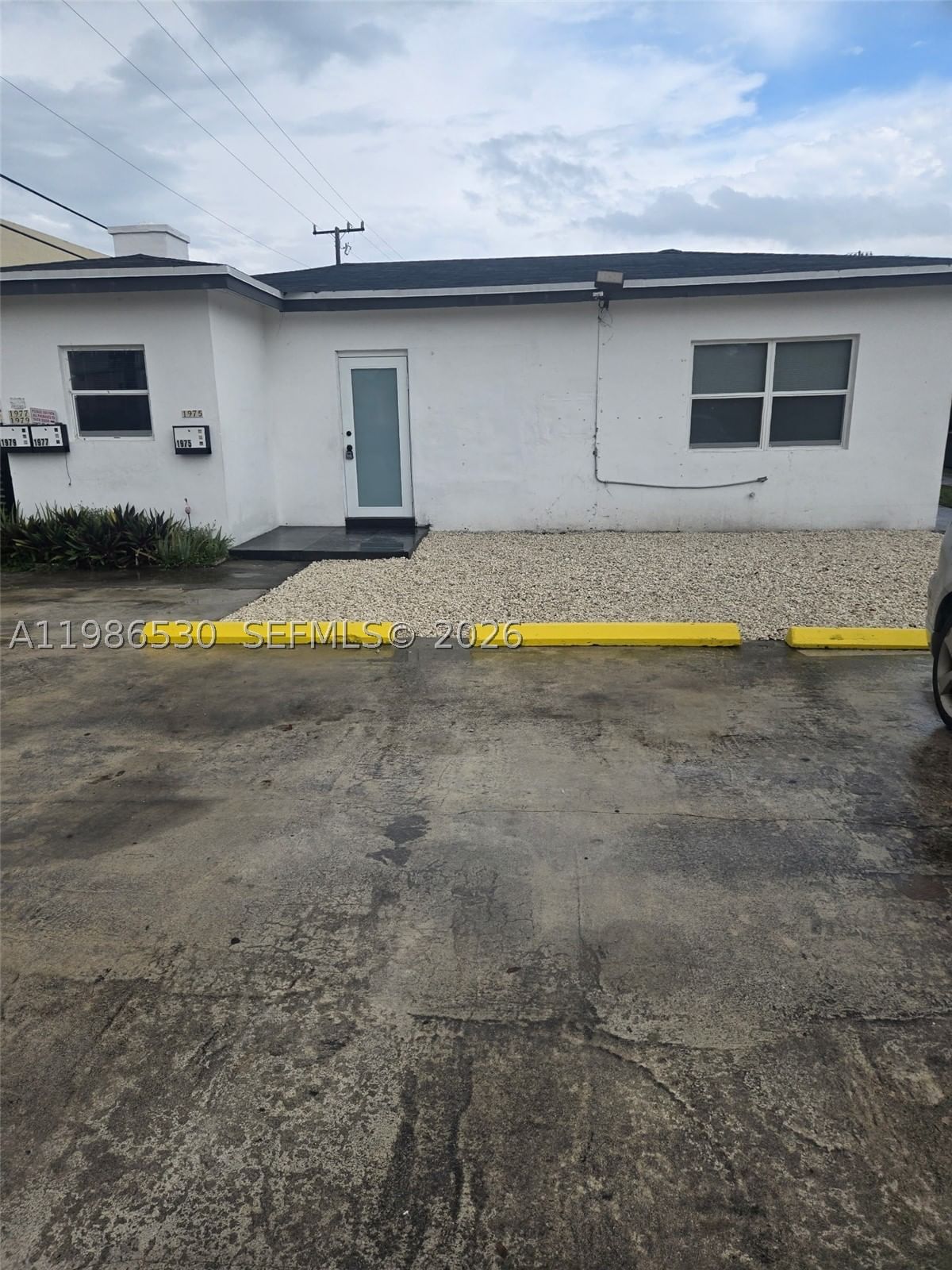 Real estate property located at 1975 24th Ct, Miami-dade, Wm G Just Sub, Miami, FL