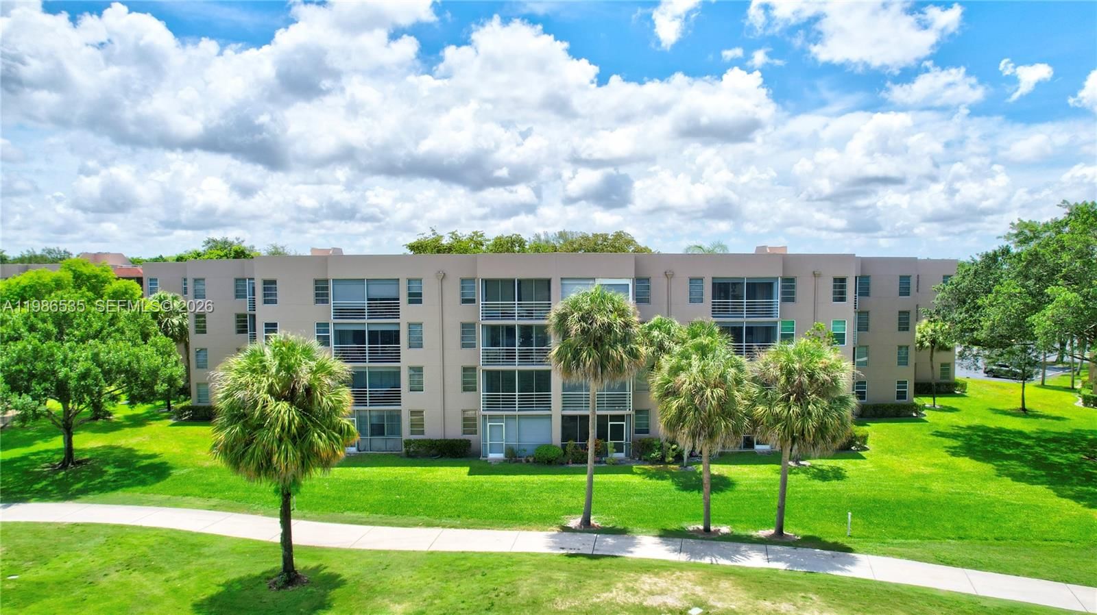 Real estate property located at 1831 Sabal Palm Dr #306, Broward, Condo 2 Of Sabal Palm Con, Davie, FL