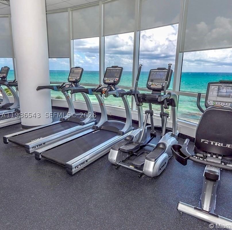 Real estate property located at 6365 Collins Ave #904, Miami-dade, Akoya Condo, Miami Beach, FL