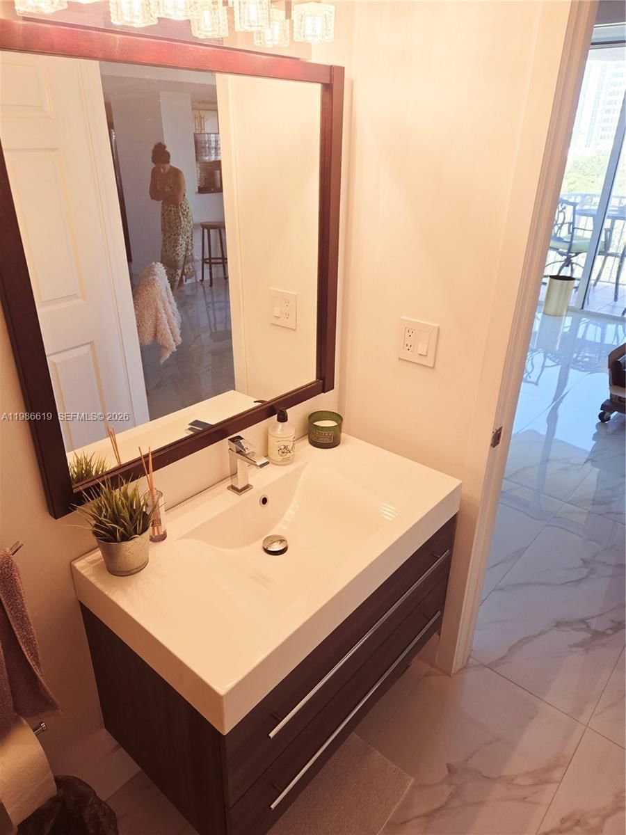 Real estate property located at 1650 Coral Way #702, Miami-dade, Marbella Condo, Miami, FL