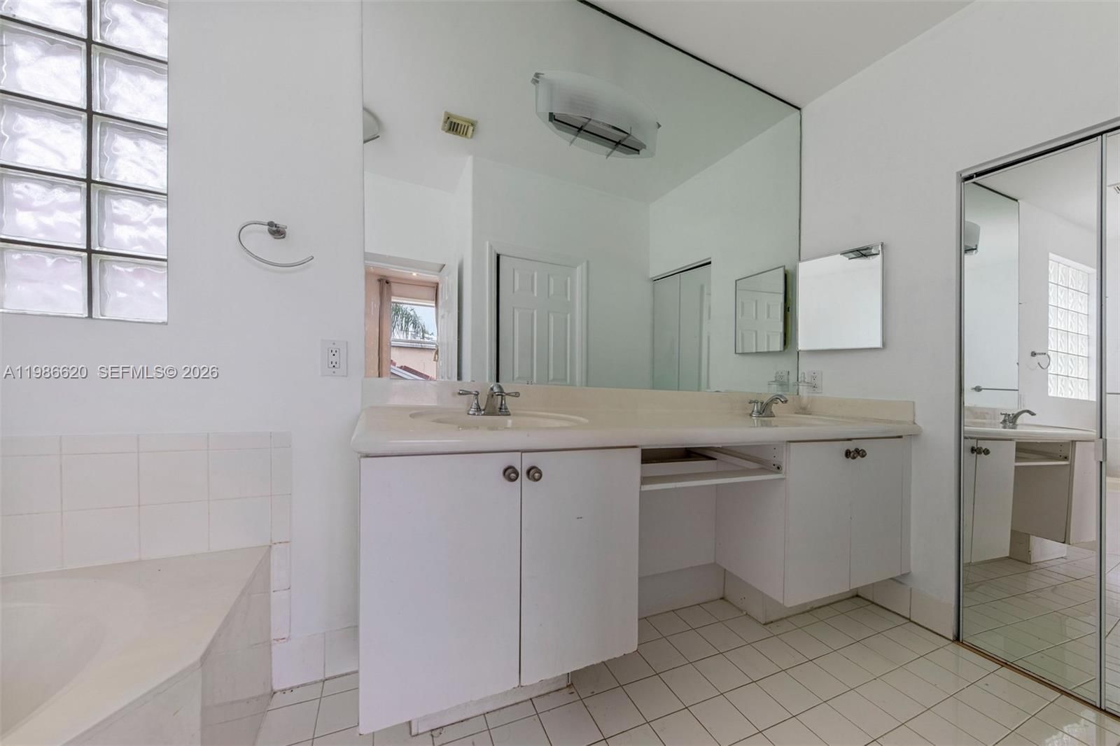 Real estate property located at 1104 Redwood St, Broward, West Lake Village Plat, Hollywood, FL